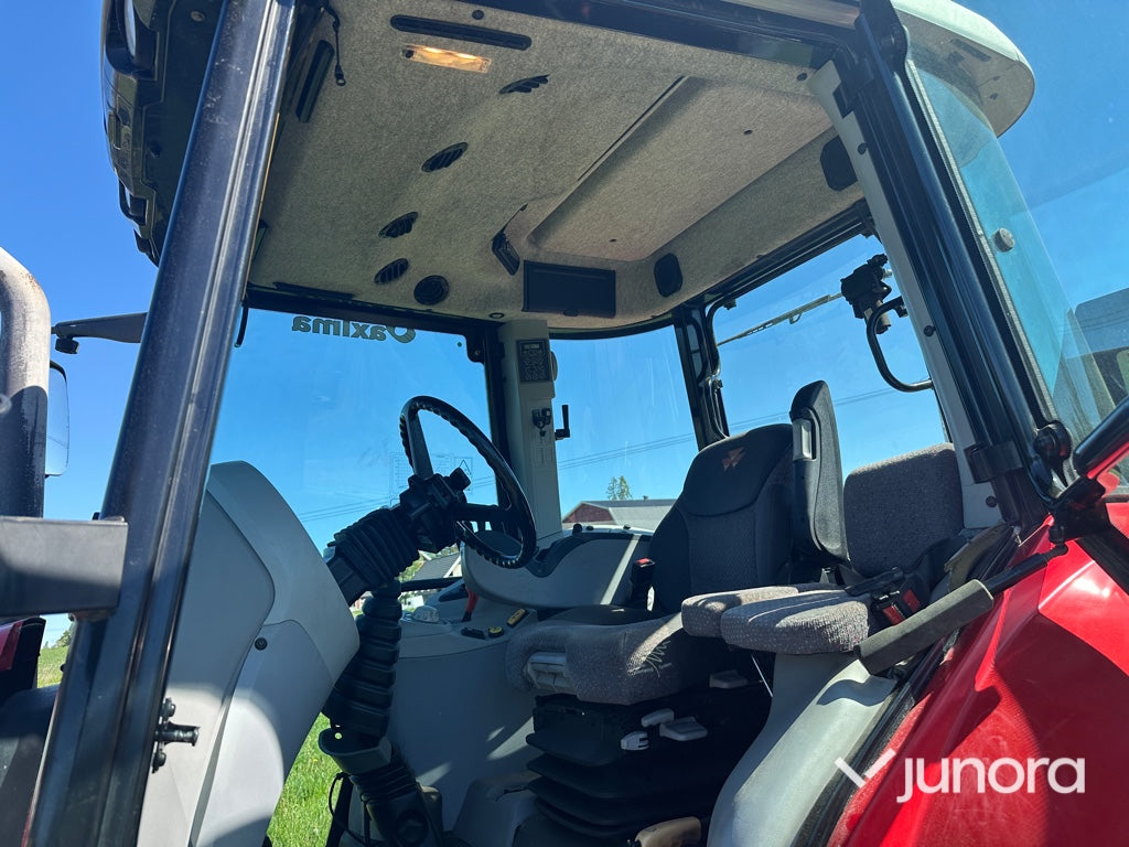 Traktor - Massey Fergusson, MF6455