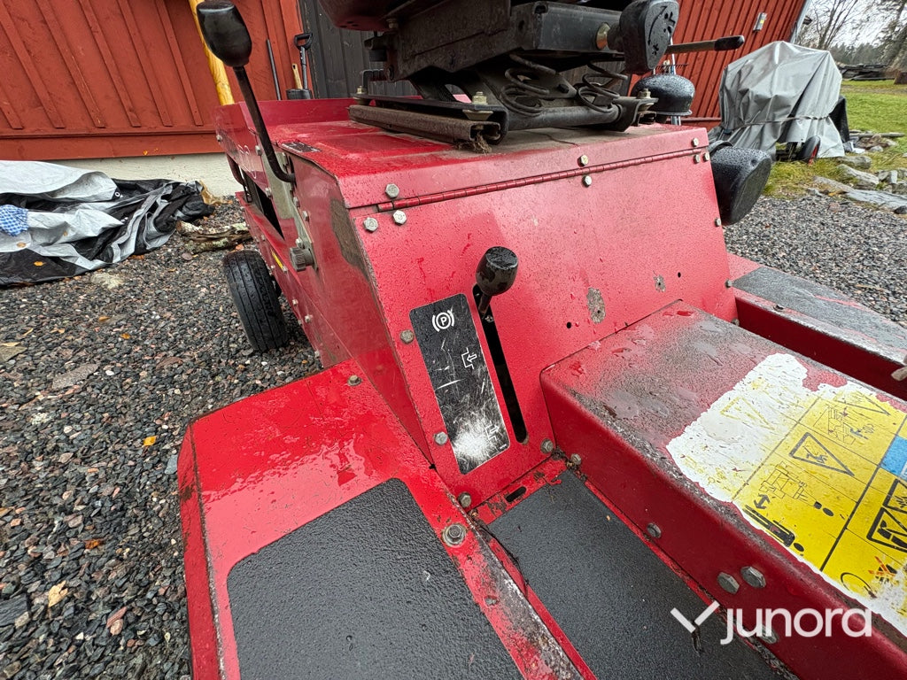 Åkgräsklippare - Toro Proline 120