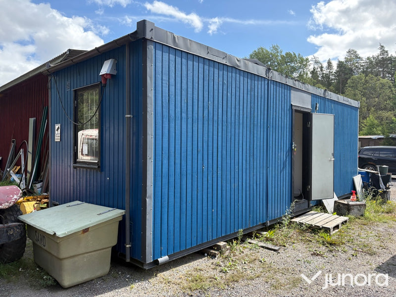 Personalbod med säng & toalett