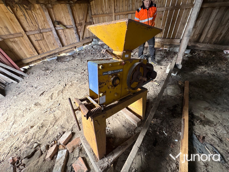 Spannmålskross - Åkland, MC master