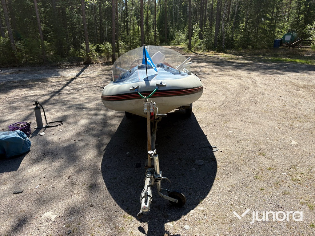 Ribbåt med trailer - Wiking, Libra, Johnson 15 hk