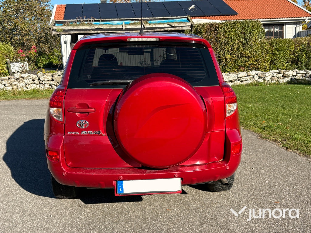 Toyota - RAV4