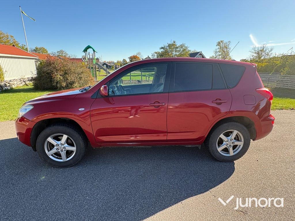 Toyota - RAV4