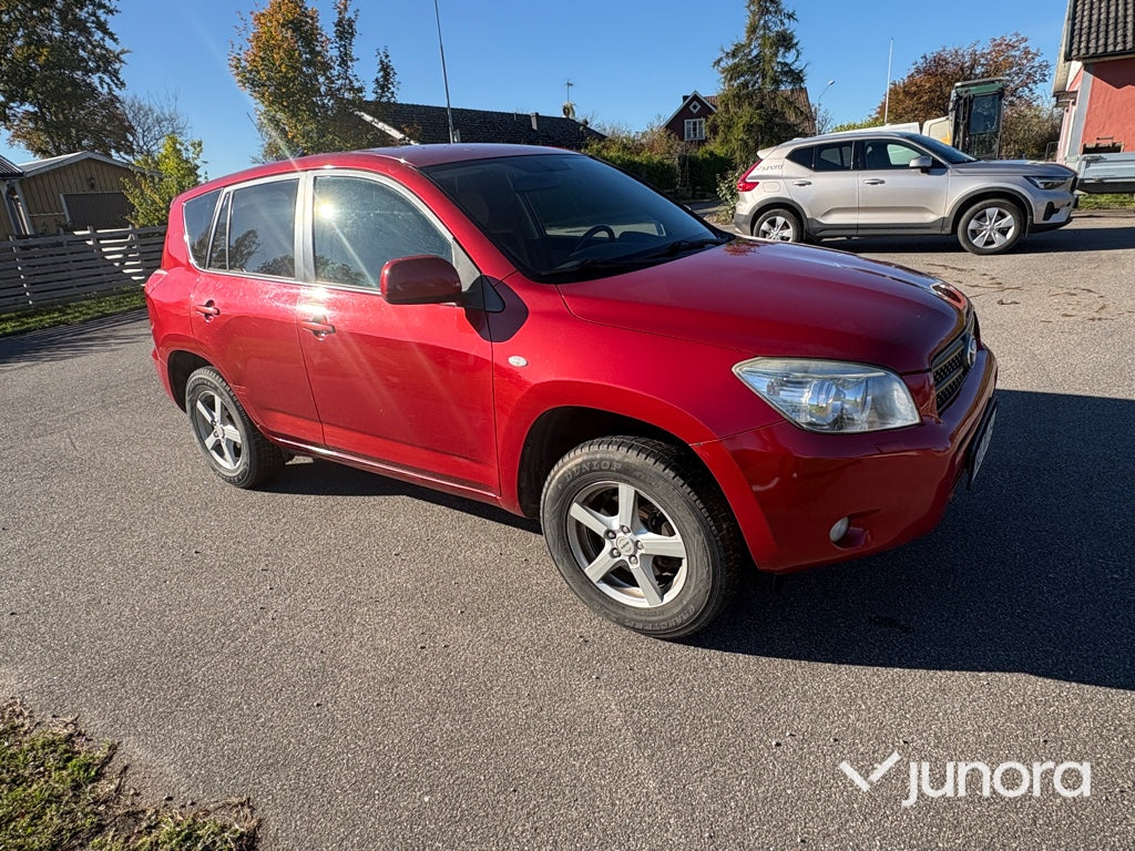 Toyota - RAV4