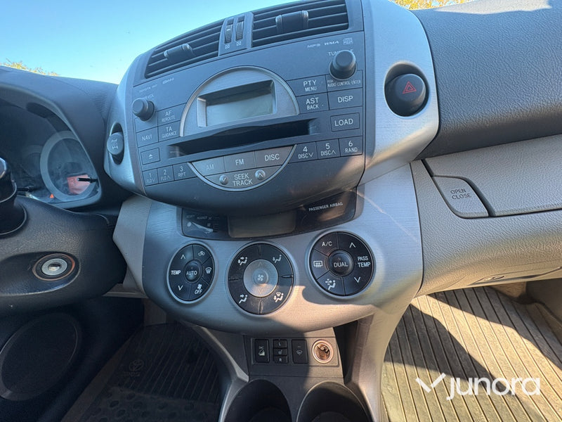 Toyota - RAV4