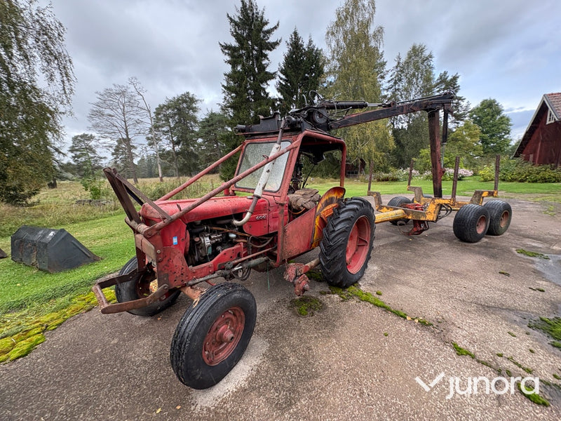 Volvo BM 400 med griplastare + stockvagn