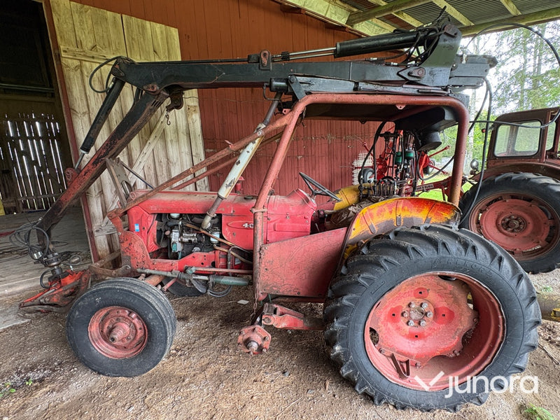Volvo BM 400 med griplastare + stockvagn