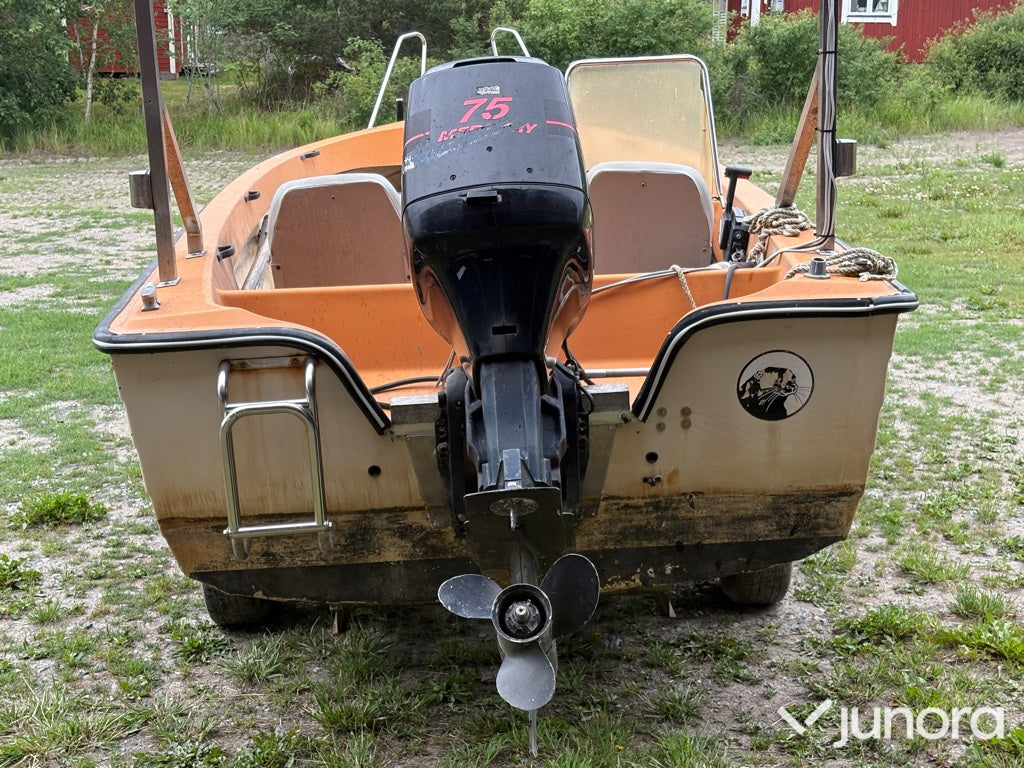 Båt uttern 560 med trailer