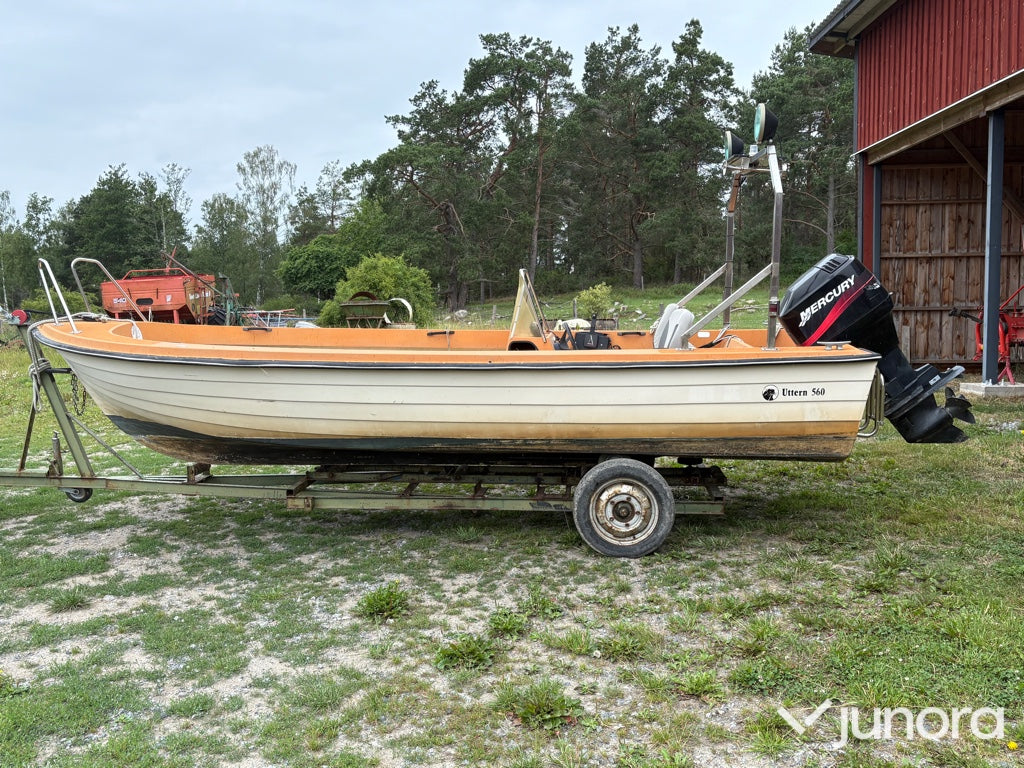 Båt uttern 560 med trailer