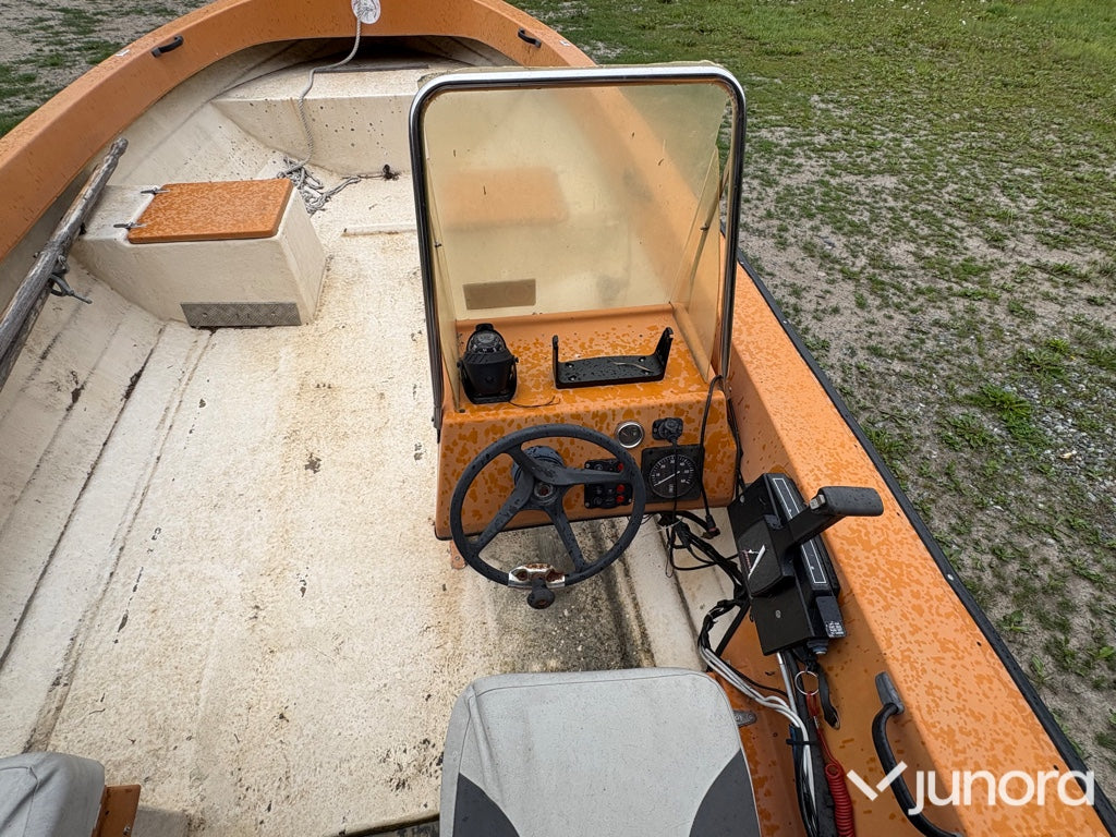 Båt uttern 560 med trailer