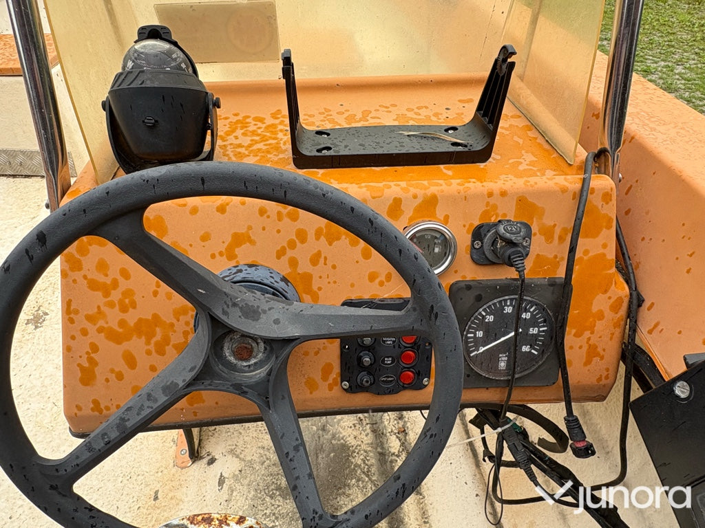 Båt uttern 560 med trailer