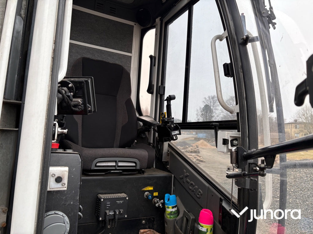Timmerbil med släp - Scania, R660B6X4NB