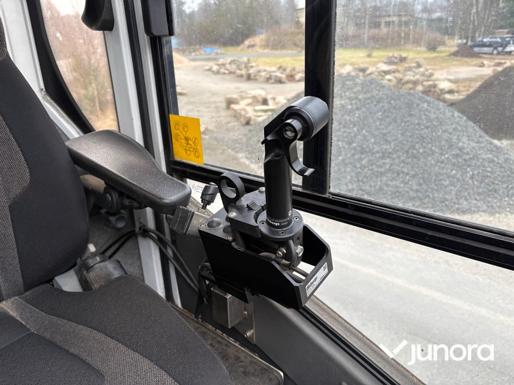 Timmerbil med släp - Scania, R660B6X4NB