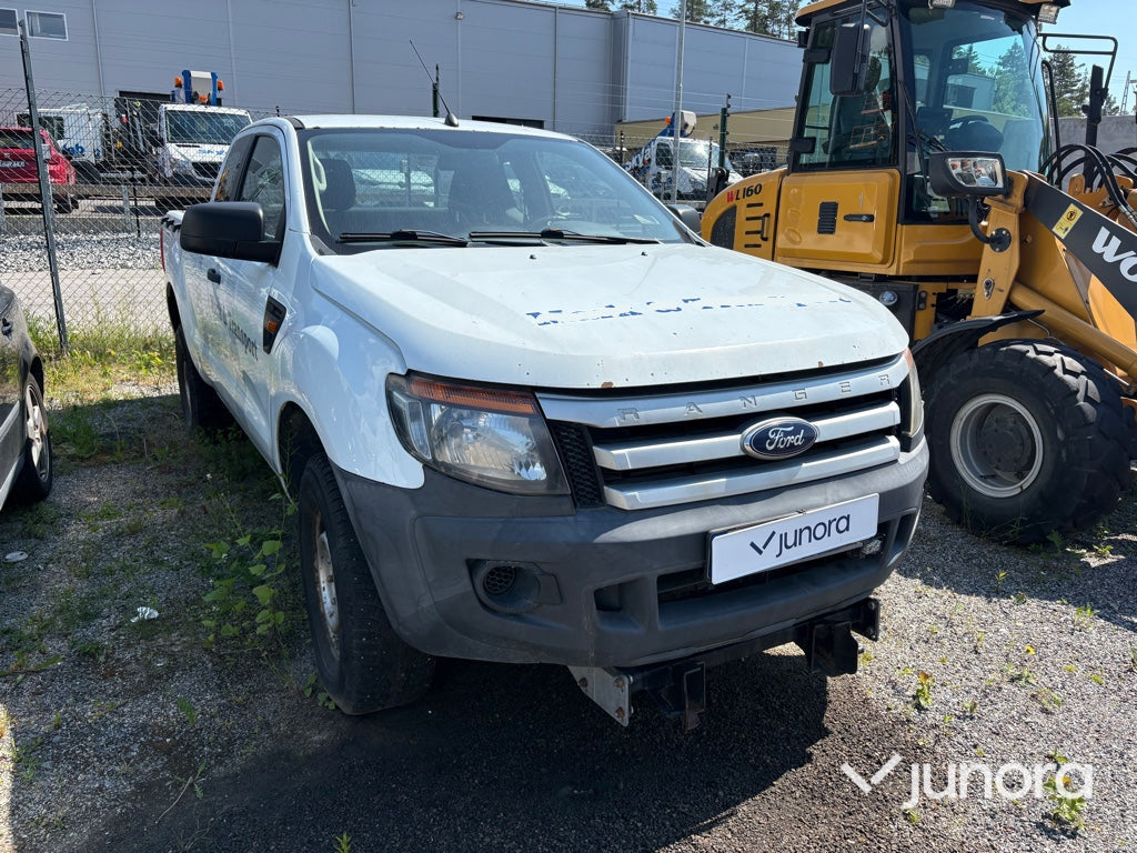 Pickup - Ford, Ranger, Hilltip redskap