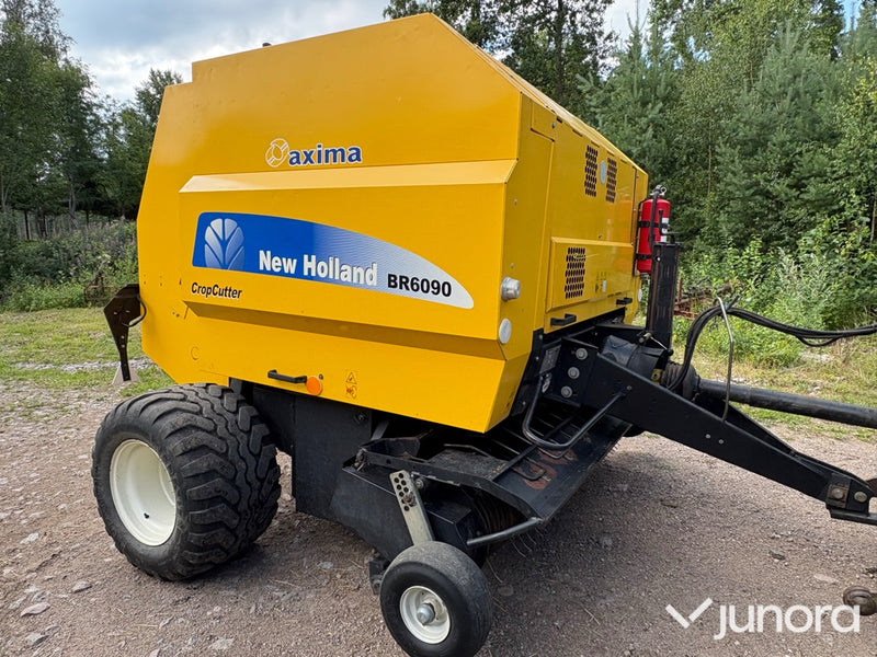 Rundbalspress New Holland BR6090