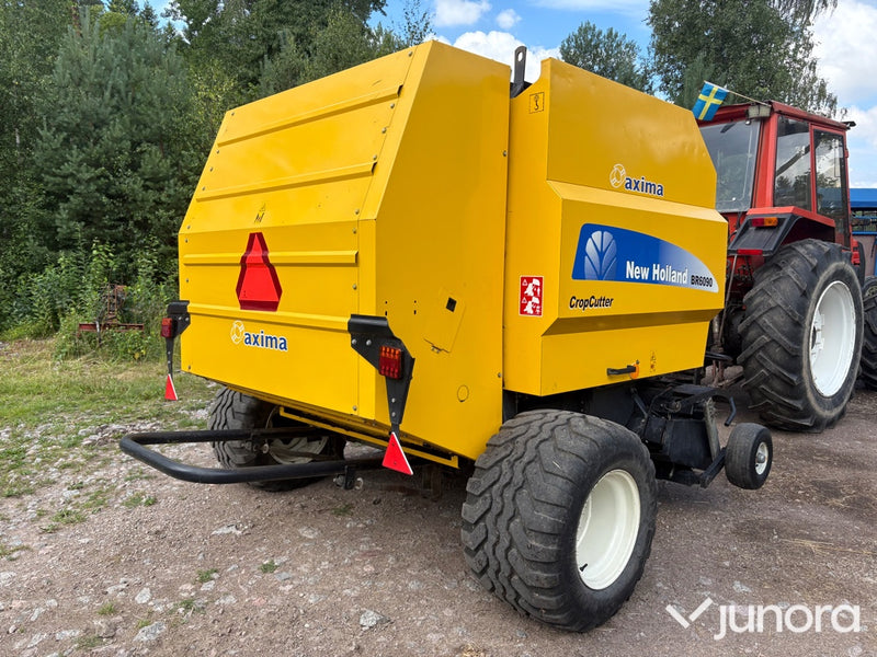 Rundbalspress New Holland BR6090