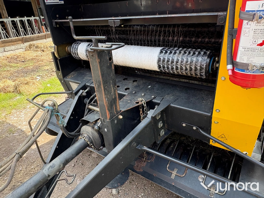 Rundbalspress - New Holland, BR6090
