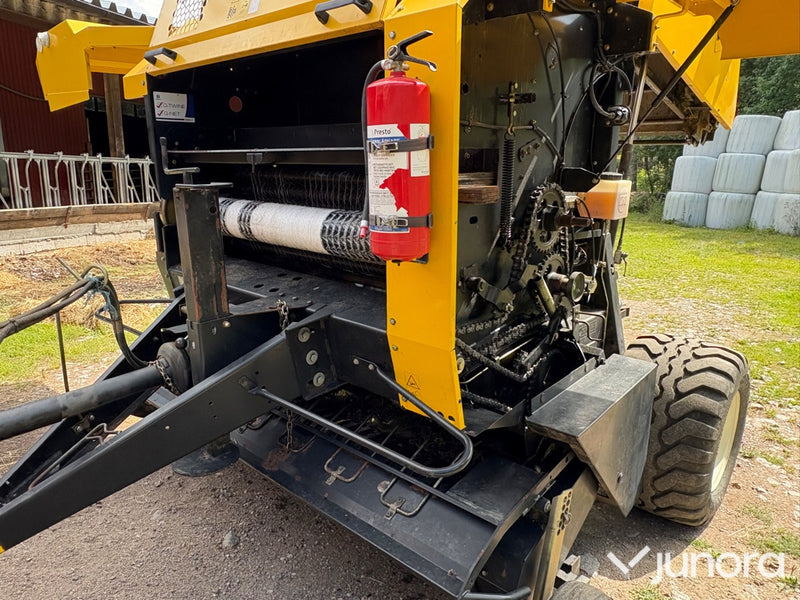 Rundbalspress New Holland BR6090