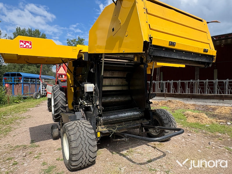 Rundbalspress New Holland BR6090
