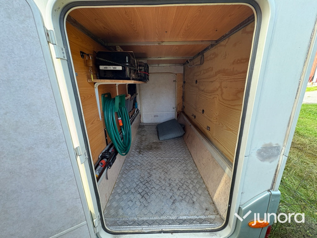 Husbil Mercedes-Benz AH CA 696