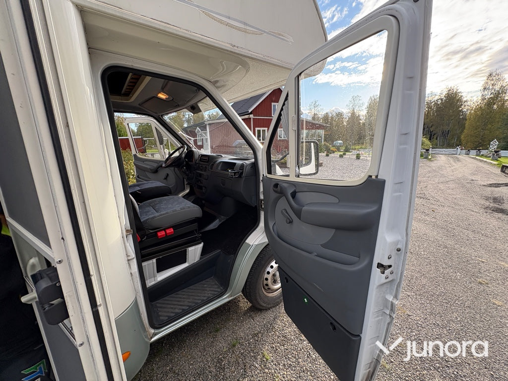 Husbil Mercedes-Benz AH CA 696