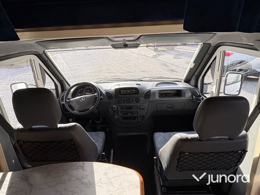 Husbil Mercedes-Benz AH CA 696