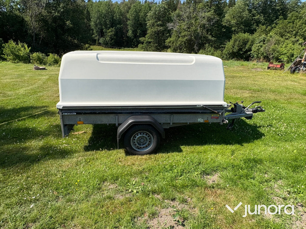Släpvagn med Kåpa THULE L1000