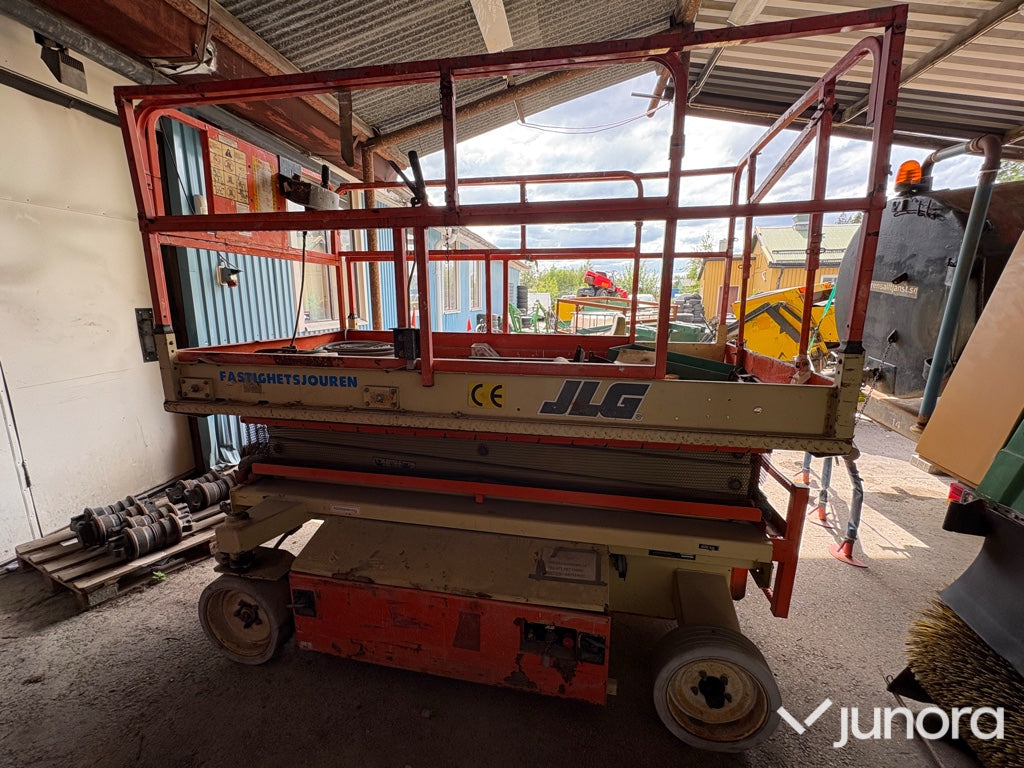Saxlift - JLG Industries, 2658E