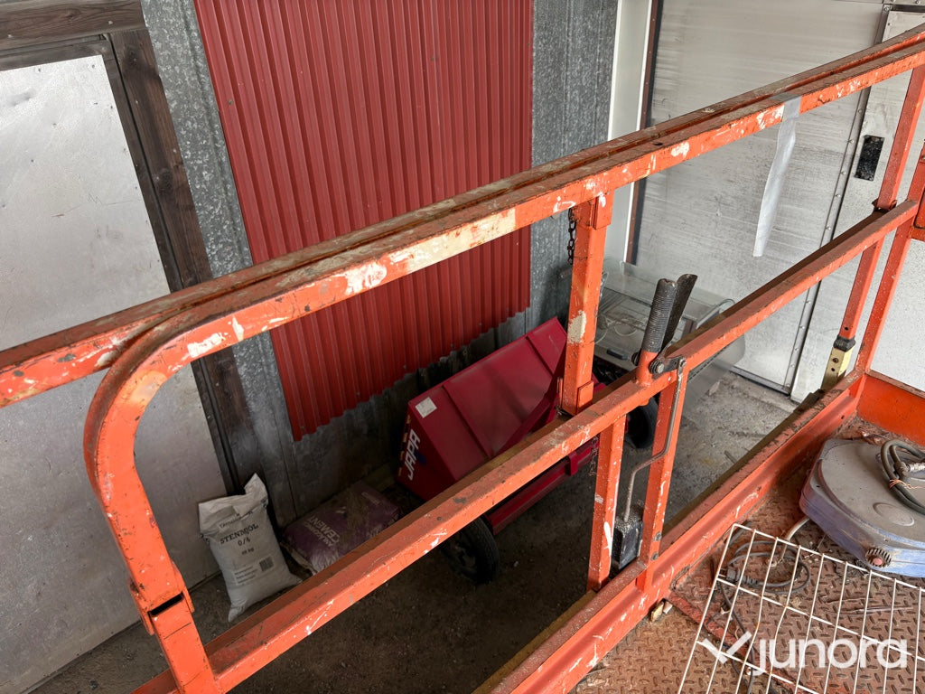 Saxlift - JLG Industries, 2658E