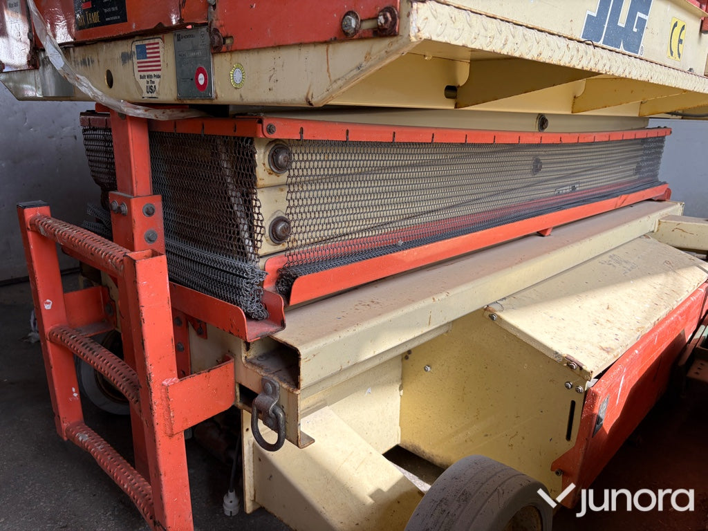 Saxlift - JLG Industries, 2658E