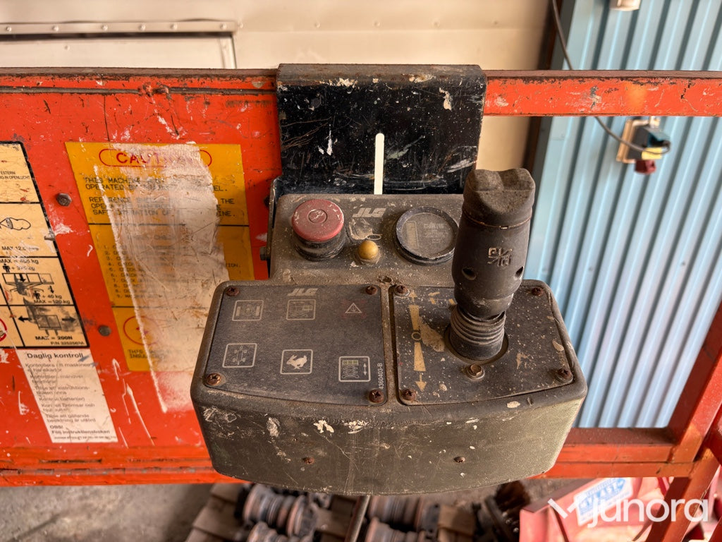 Saxlift - JLG Industries, 2658E