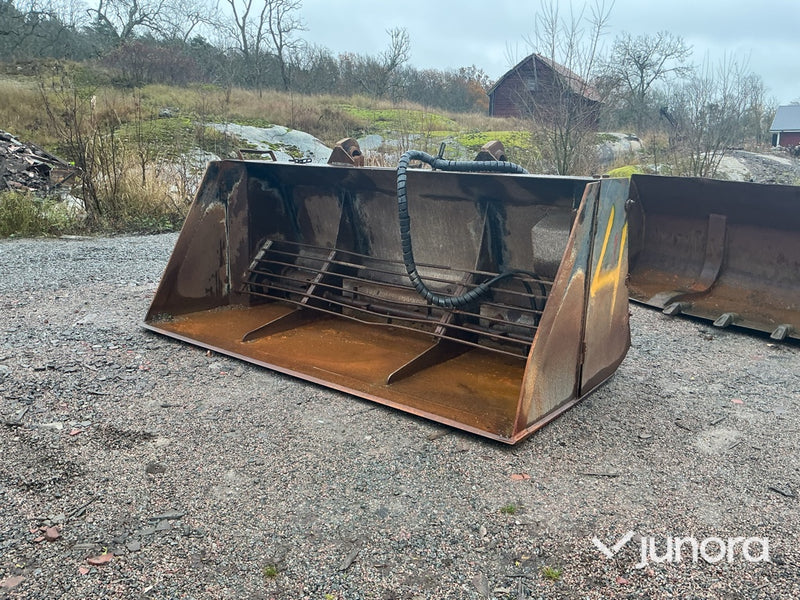 Sandspridareskopa - Gradmeko, Stora BM