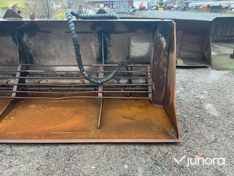 Sandspridareskopa - Gradmeko, Stora BM