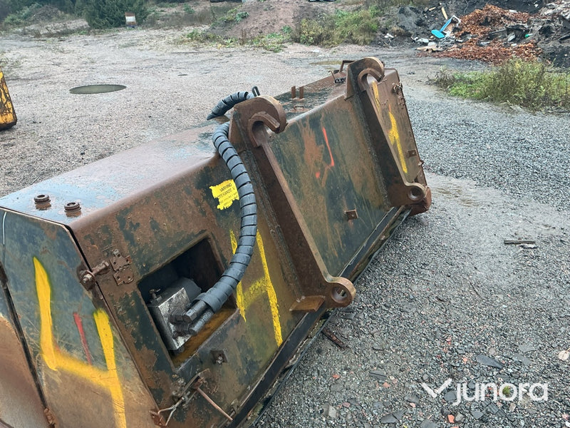 Sandspridareskopa - Gradmeko, Stora BM