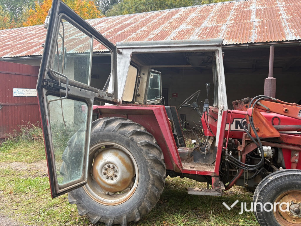 Traktor - Massey Ferguson 550-2 med lastare