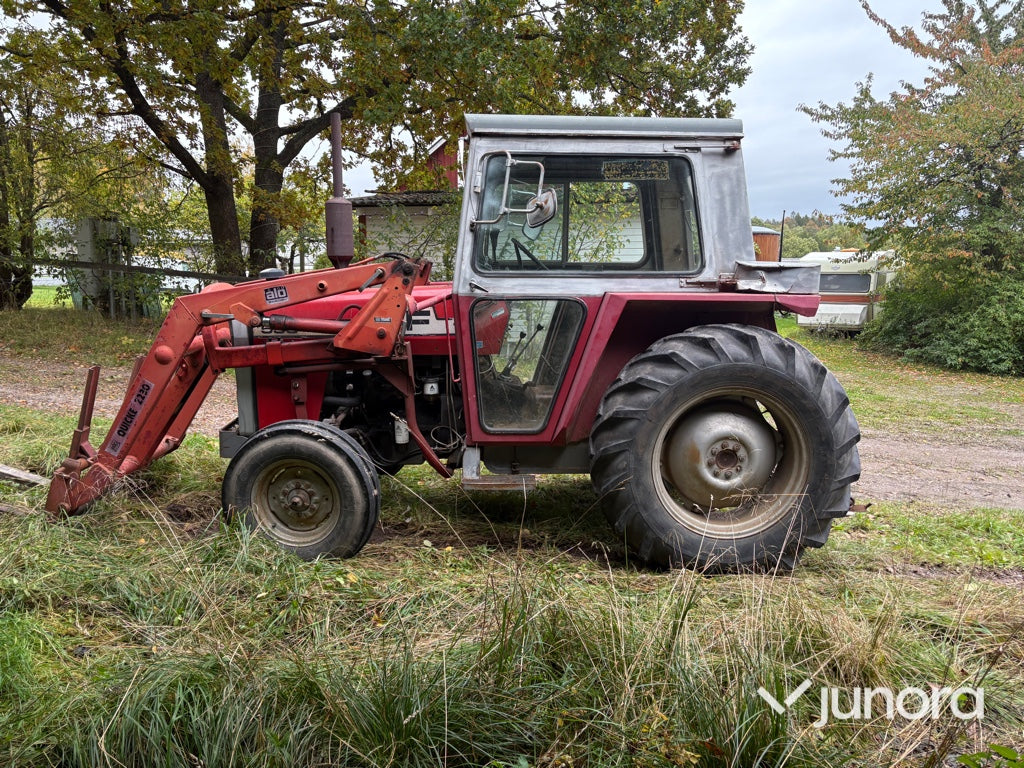 Traktor - Massey Ferguson 550-2 med lastare
