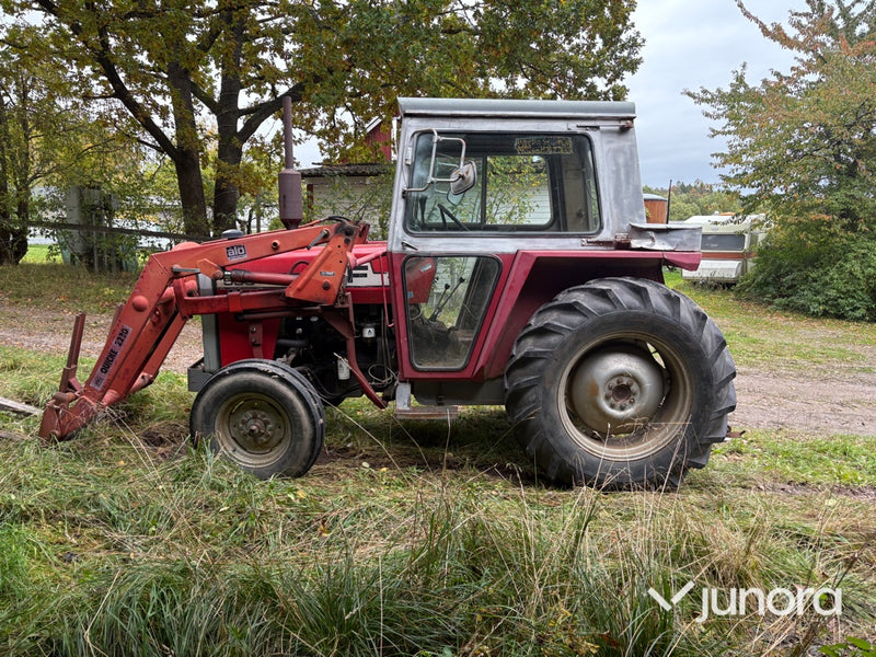 Traktor Massey Ferguson 550-2 med lastare