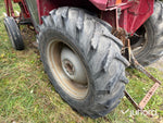Traktor Massey Ferguson 550-2 med lastare