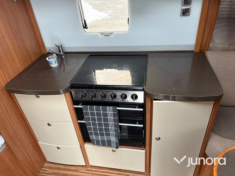 Husvagn-ADRIA E-ALPINA 663UK