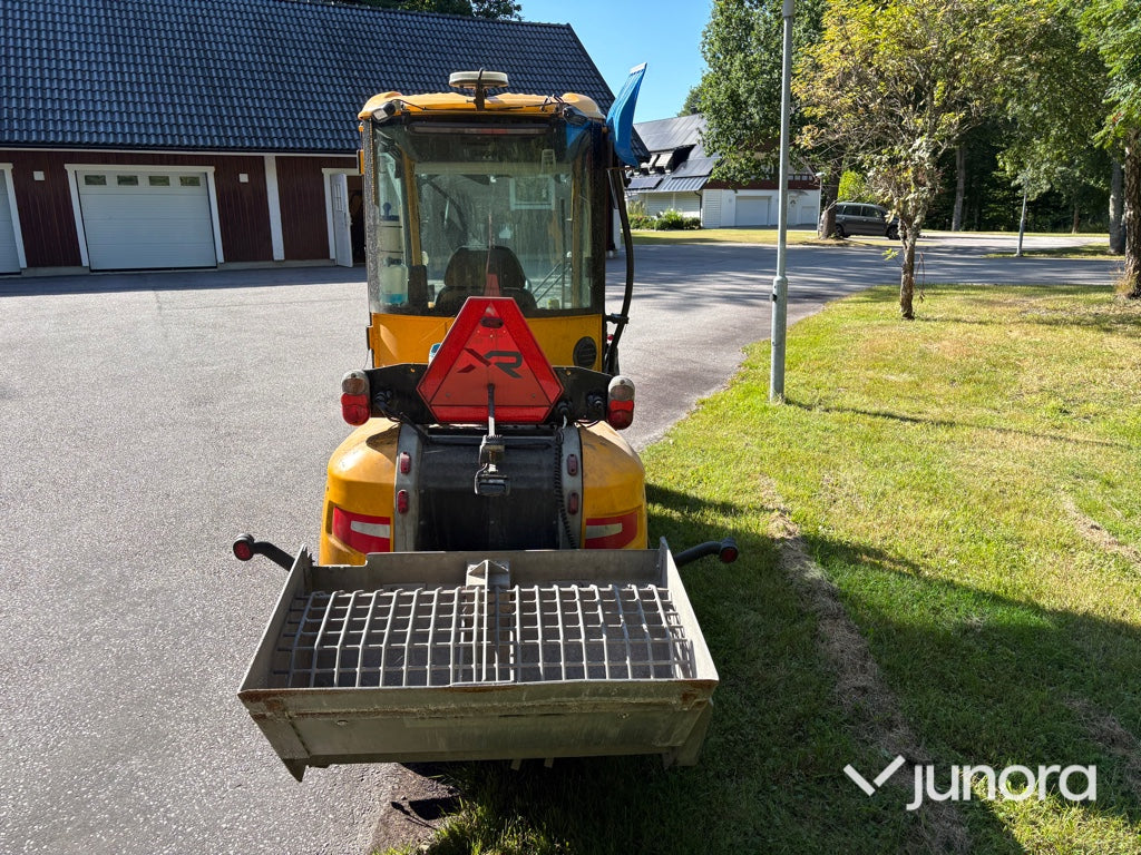 Redskapsbärare - Stiga Titan 32H