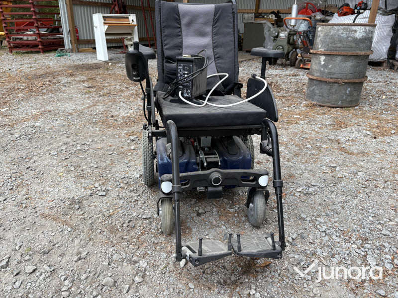 Permobil Invacare Fox