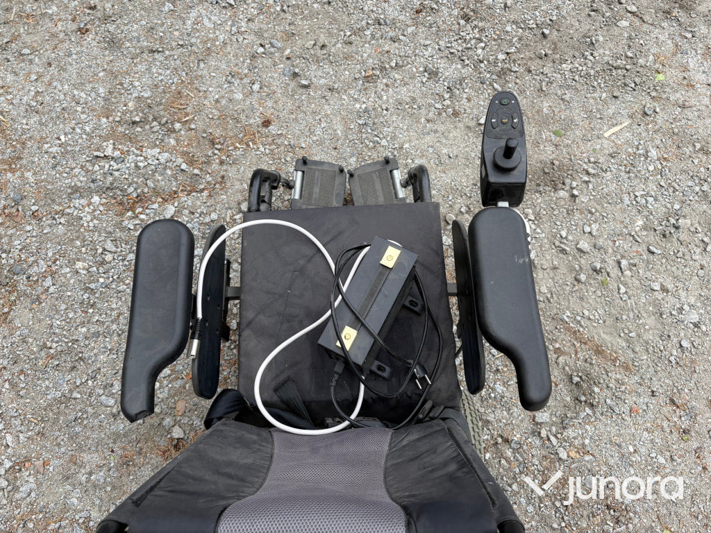 Permobil Invacare Fox
