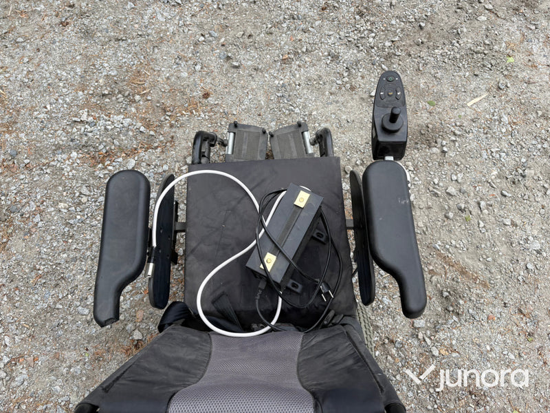 Permobil Invacare Fox