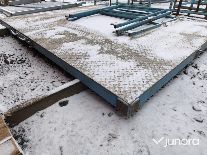 Plattform med räcke