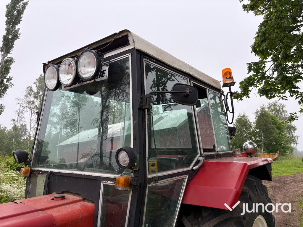 Traktor - International IH, 844 4X4