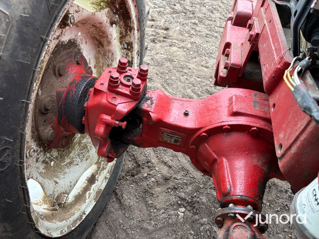 Traktor - International IH, 844 4X4