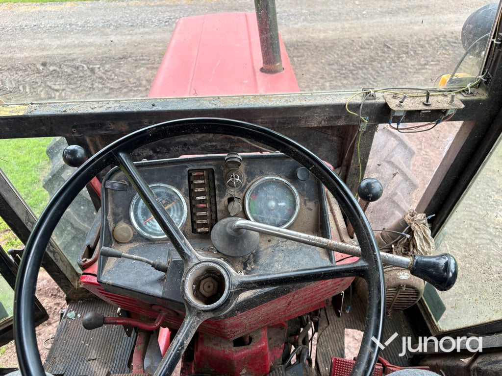 Traktor - International IH, 844 4X4
