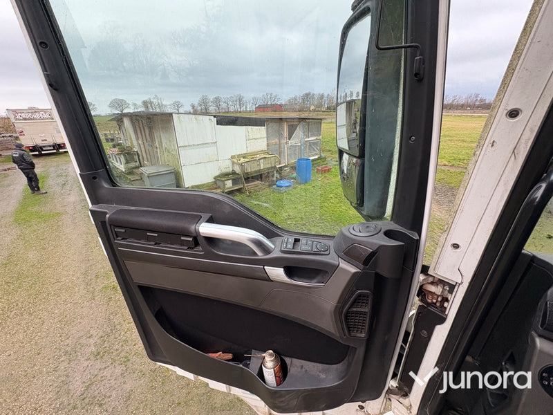 Lastbil, kyl och frys - MAN