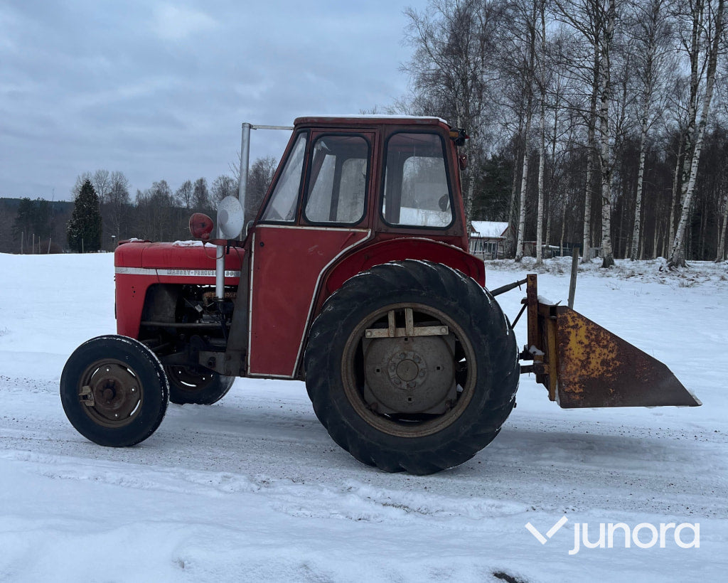Traktor - Massey Fergusson, 30