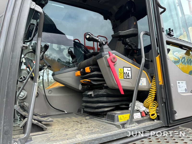 Volvo EC 300 E